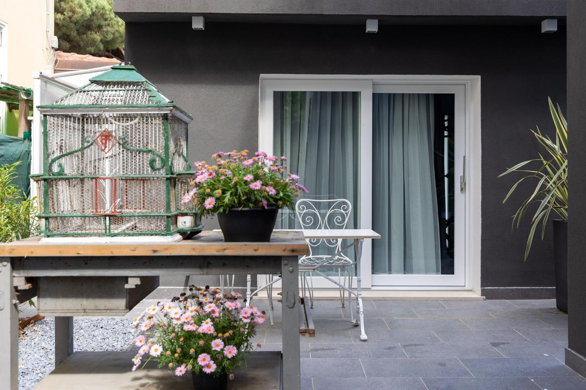 Villa Monti Suites&Aparts เชเซนาติโก ภายนอก รูปภาพ