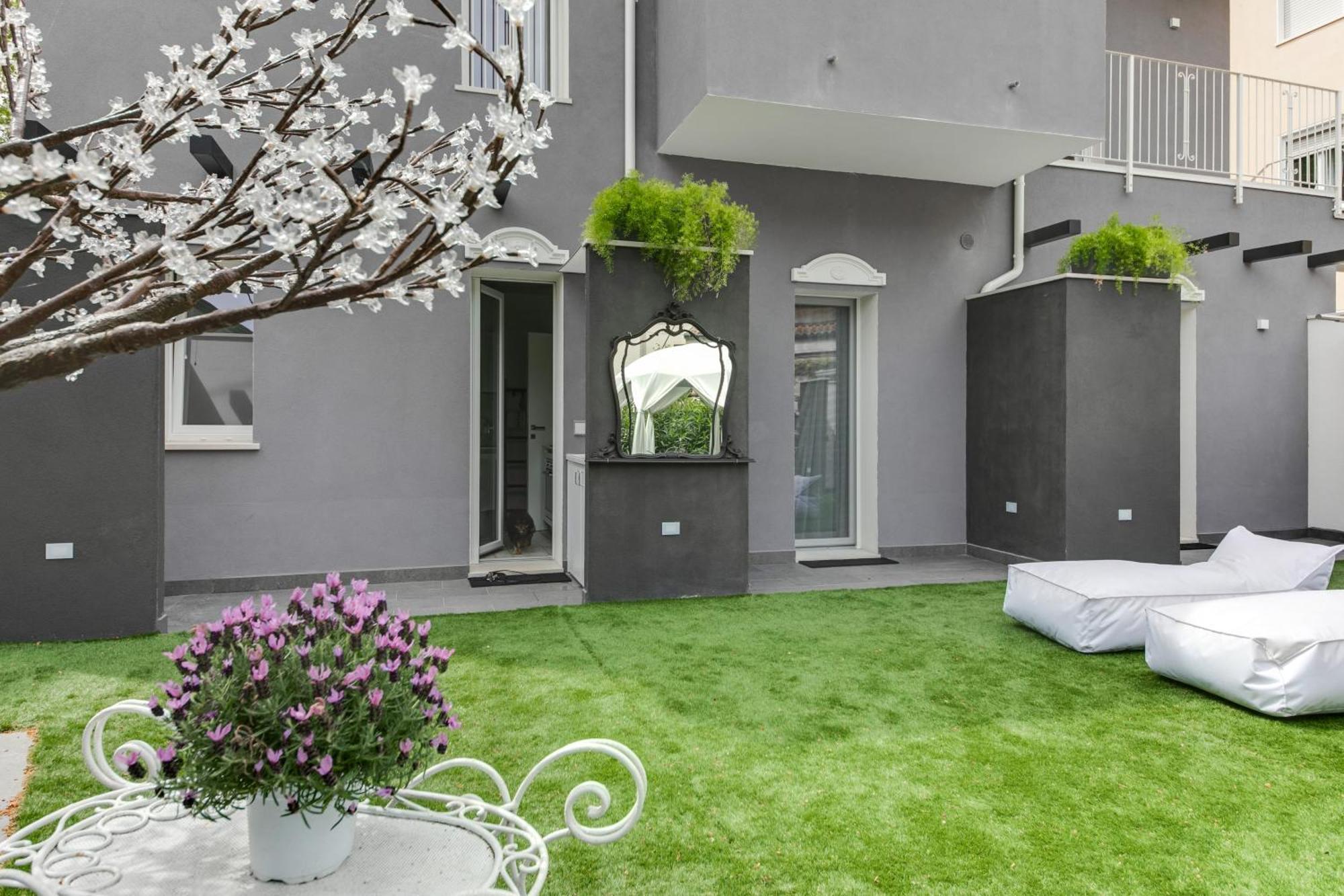 Villa Monti Suites&Aparts เชเซนาติโก ภายนอก รูปภาพ