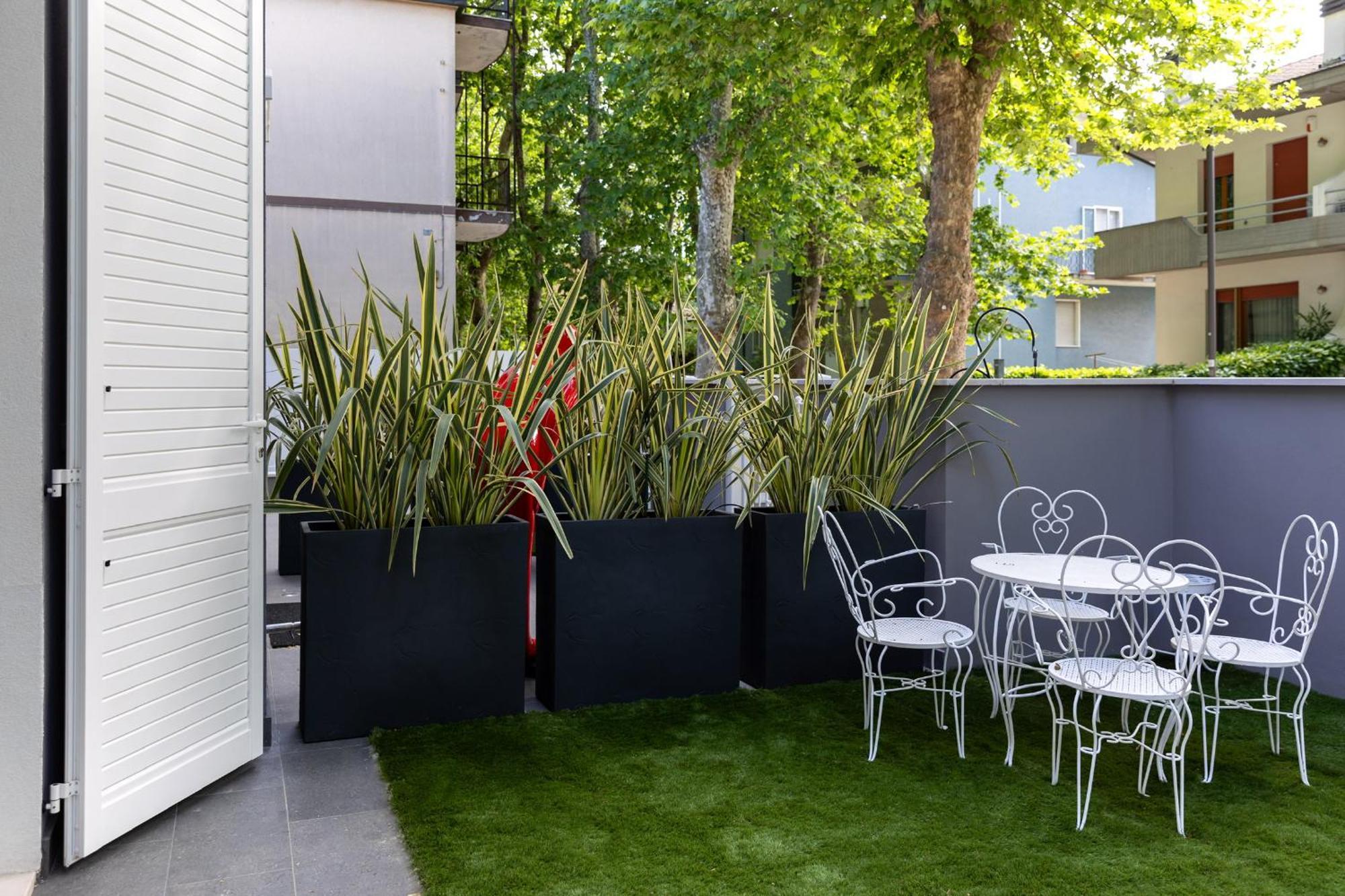 Villa Monti Suites&Aparts เชเซนาติโก ภายนอก รูปภาพ